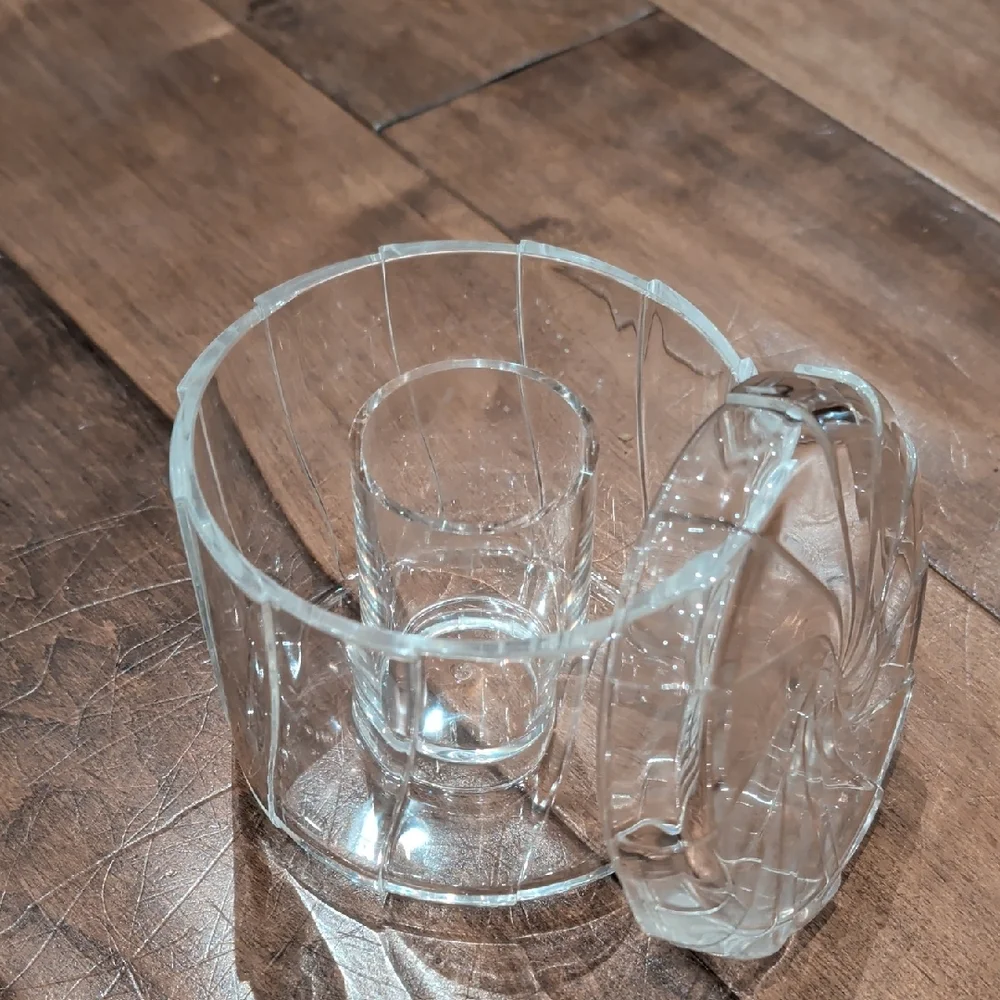 Clear Acrylic Swirl Lid Container
